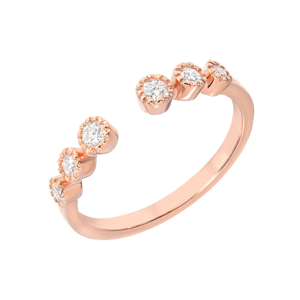 graduated bezel set diamonds in an open band