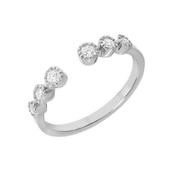 graduated bezel set diamonds in an open band