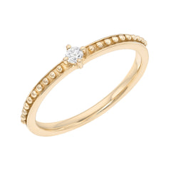 dots texture band in hand made sold 14k gold with a diamond center