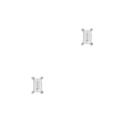 petite baguette cut diamonds in 14k gold prong settings