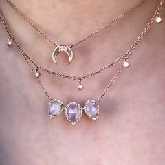layered necklaces!