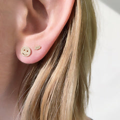 capsule post earrings in yellow gold
