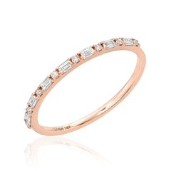 alternating baguette and round diamonds on a petite slender band