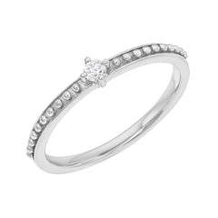 dots texture band in hand made sold 14k gold with a diamond center